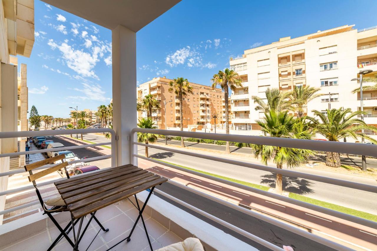 Apartamento Faro 2 Roquetas de Mar Dış mekan fotoğraf
