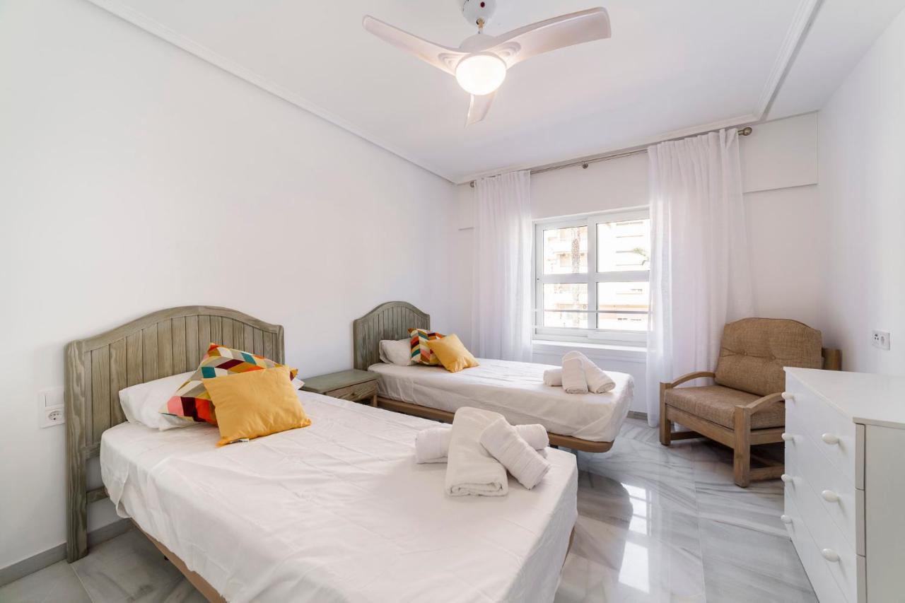 Apartamento Faro 2 Roquetas de Mar Dış mekan fotoğraf